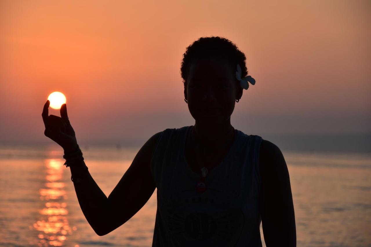 The Rabbit Tree Hostel Gili Meno Εξωτερικό φωτογραφία